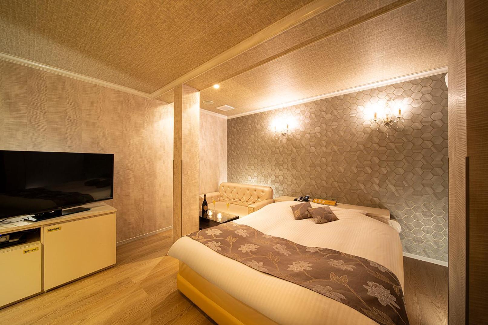 ホテル リベラル 男塾ホテルグループ (Adults Only) Кобе Екстер'єр фото