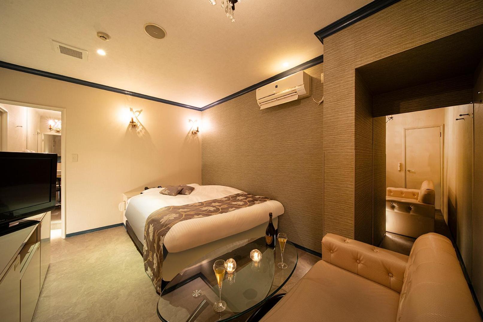 ホテル リベラル 男塾ホテルグループ (Adults Only) Кобе Екстер'єр фото
